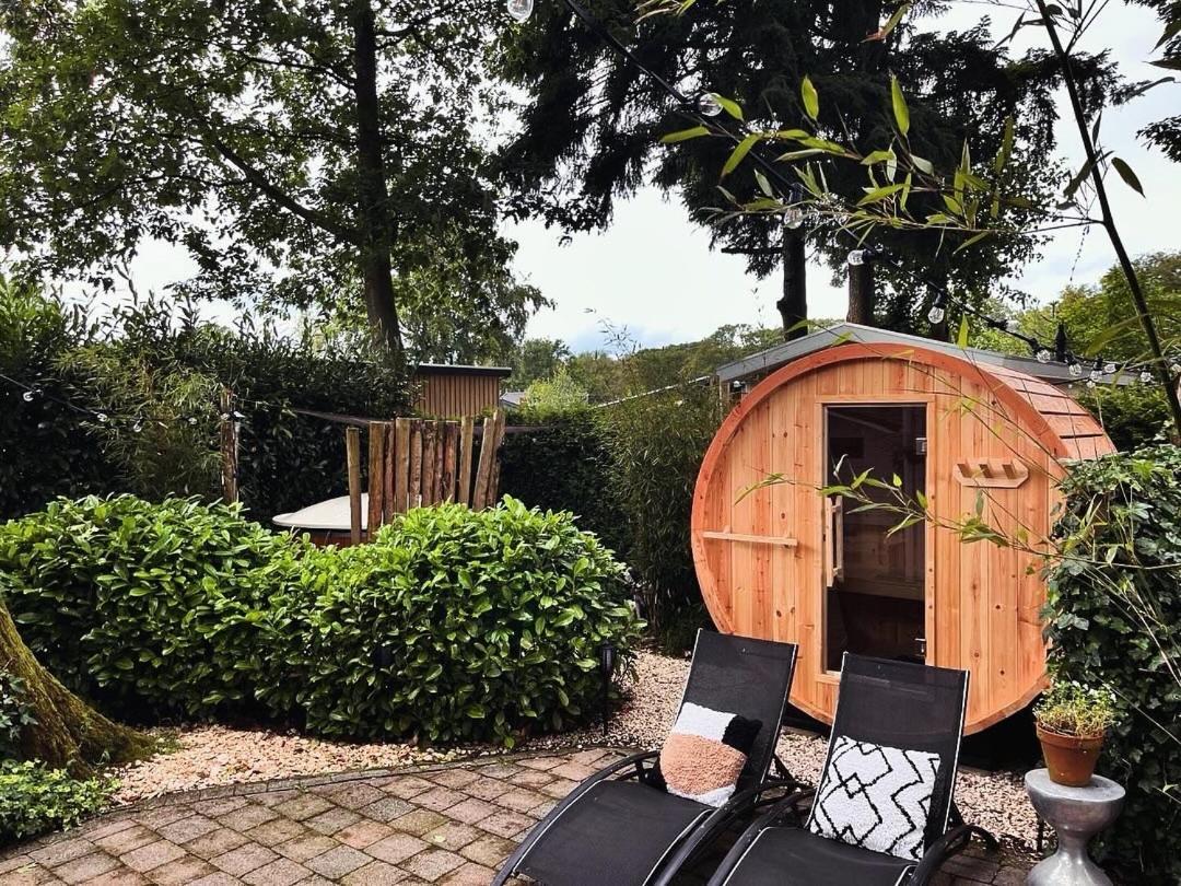 Het Verwende Nest Lodge, Wellness Lodge, Hottub & Sauna 福尔特赫伊曾 外观 照片