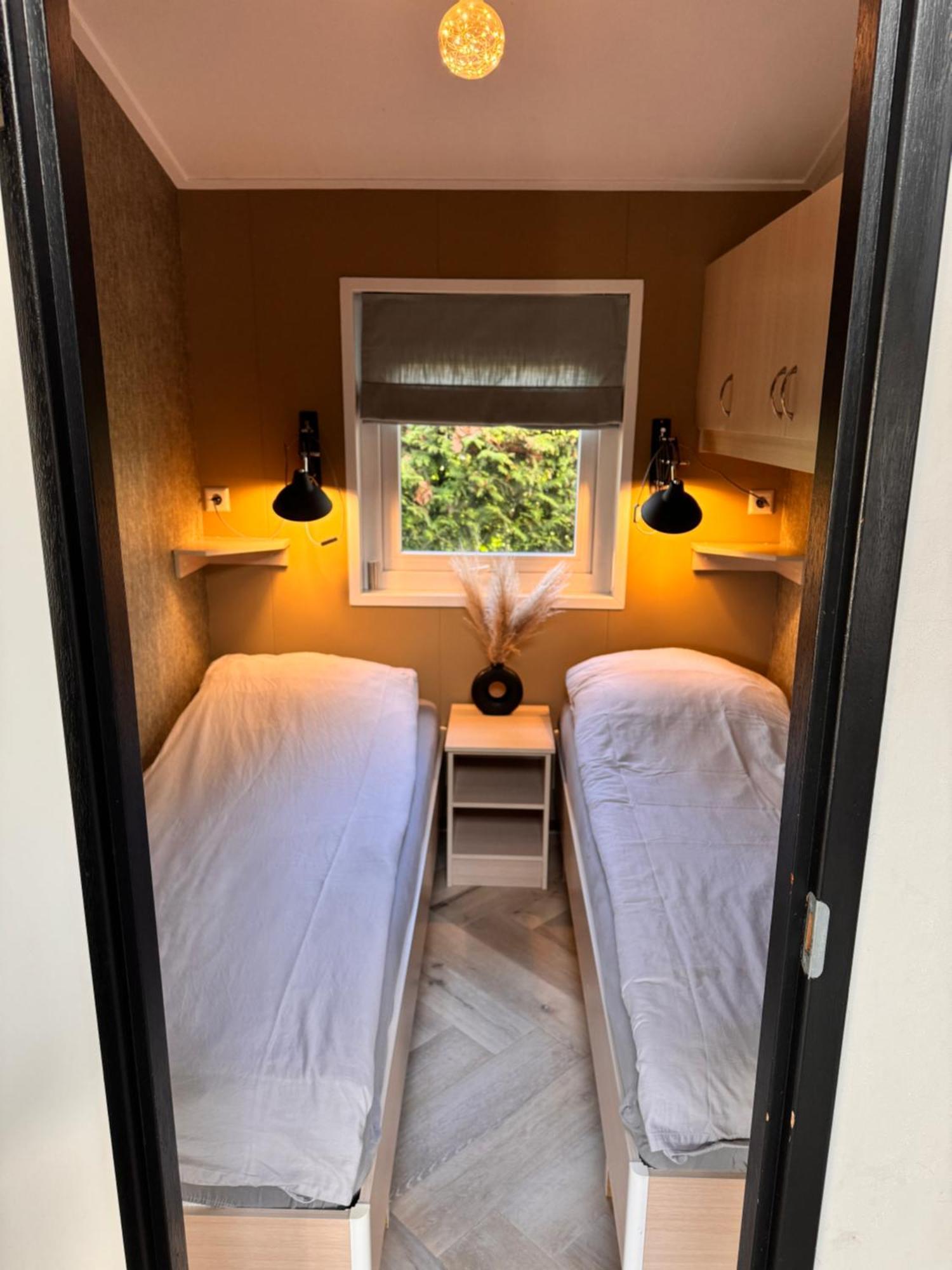 Het Verwende Nest Lodge, Wellness Lodge, Hottub & Sauna 福尔特赫伊曾 外观 照片